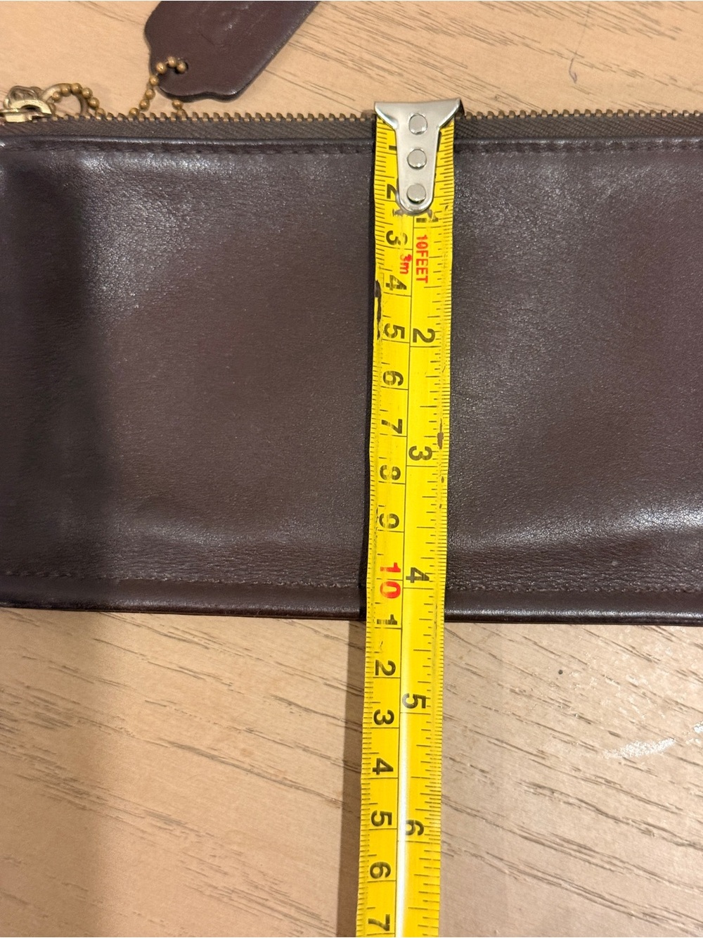 Coach Brown Leather Wristlet Clutch with Gold Hardware - Picture 4 of 7